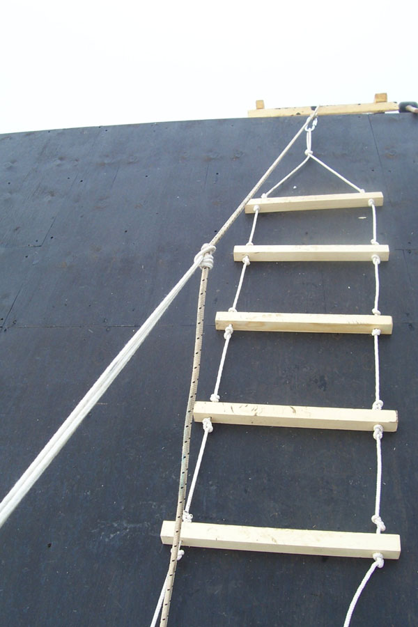 Этапы работы по созданию канатной лестницы